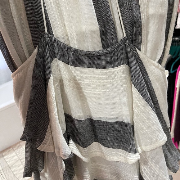 Lily Stripe Set in Ivory & Black Combo - Picture 5 of 10